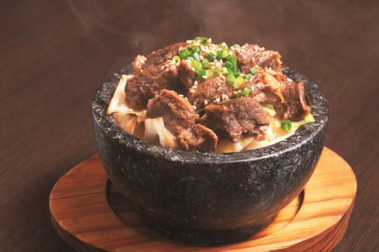 【福岡グルメ】個性豊かな羊肉料理に新鮮な驚き『オルドス家（アイリ）』