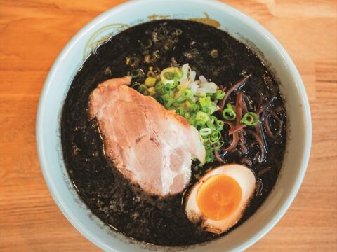 【福岡ラーメン物語　のぼせもん｜77杯目  麺や きく川】