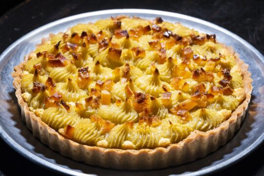 甘太くんの優しい甘さとオレンジの酸味が利いた満足タルト『フェルメ』【第二回 大分おもてなし料理選手権】