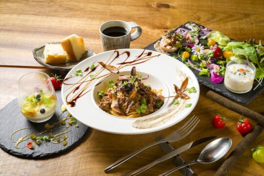 地元農家との会話で生まれる、五感で味わう季節の料理『Kana’s kitchen at Recad』【第二回 大分おもてなし料理選手権】