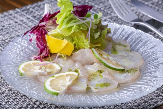 旨味の凝縮したカンパチと、カボスのフレッシュ感『Bistro輝』【第二回 大分おもてなし料理選手権】