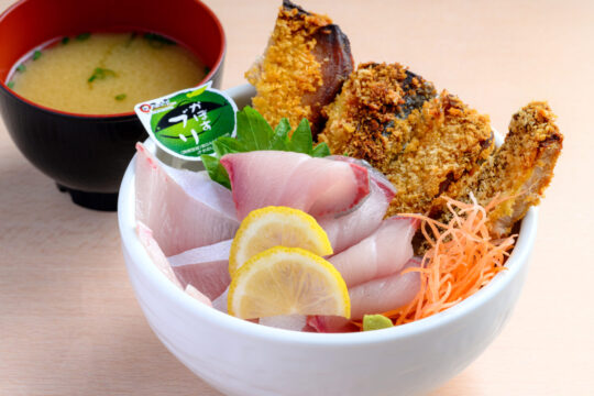 新鮮な大分のブランド魚を、丼で味わう『海鮮一八』【第二回 大分おもてなし料理選手権】