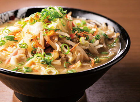 【美味本magazine2024】自家製ちゃんぽん麺で作るラーちゃん専門店｜ラーちゃん専門店 博多三氣 筑紫野店