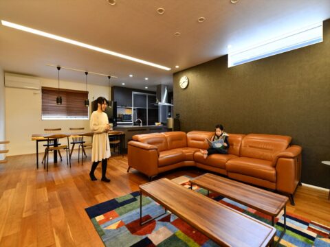 100％国産木材×自社大工×自由設計でつくるシックでモダンで遊び心のある家｜栗原建設株式会社（古賀市）