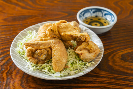 【大川タレ付唐揚げ】シンプルな味わいを 出汁の効いたタレと！『割烹まさ』