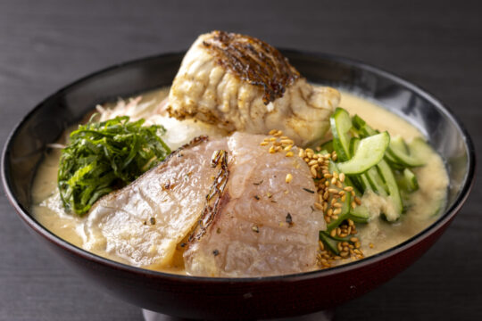 【博多×タイフェア】～マダイを使い、素朴な冷汁が 洗練された味わいへと進化～『和匠 博多松月』