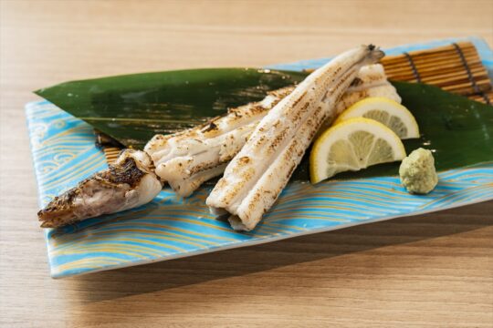 【博多×アナゴフェア】～肉厚で身の締まったアナゴは シンプルな白焼きがおすすめ～『博多の海鮮料理 喜水丸 博多１番街店』