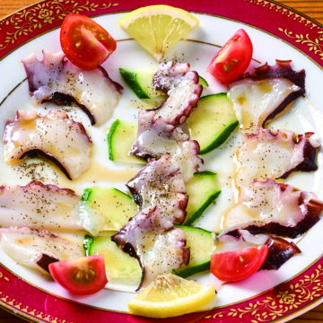 【ふくおかの魚フェア】レアに茹でた柔らかさも魅力のカルパッチョ【地鶏と地魚の店 家路】