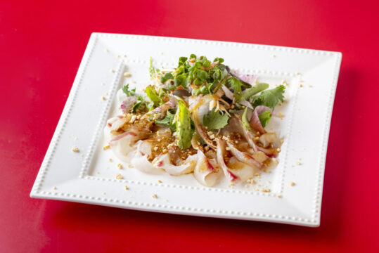 【博多×タイフェア】<br>～天然鯛ならではの食感と脂の旨味を ふわりと甘い八角の香りとともに～『紅蓉軒』