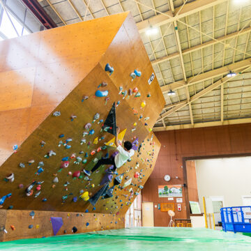 【FUKUOKA、真ん中旅。】足白ボルダリングセンター 「K-WALL」