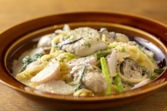 【博多×牡蠣フェア】～牡蠣と季節野菜のハーモニー 少し大人のクリームパスタ～<br>『PIZZERIA CENTO』
