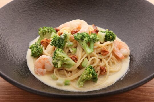 【ふくおかさん家のうまかもん】博多ブロッコリー入り まろやかソースが具材と麺にからまって･･･『ピエトロ本店セントラーレ』～Produce of Fukuoka City～