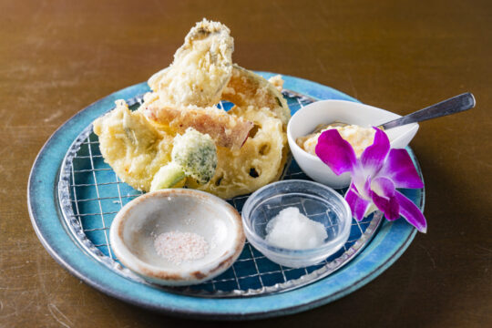 【博多×牡蠣フェア】～牡蠣をダイレクトに味わえる 冬ならではの贅沢膳～<br>『西の浦イカ活造り　波平』