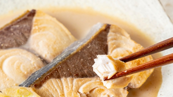お正月に余ったお餅をアレンジ『豆乳明太もんじゃ』🌅/出世魚を食べて2025年を豊かな一年に『ぶりの豆乳味噌煮』🐟国産大豆100％の豆乳で作るオリジナルレシピ2選！！！＜ふくれん豆乳＞