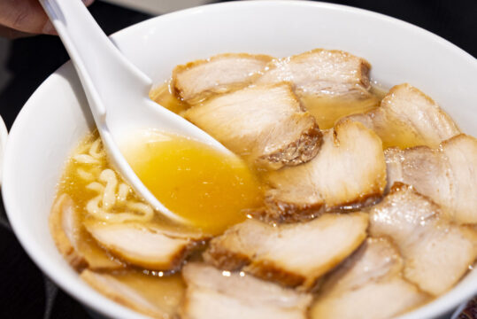 博多初出店！待望の九州２号店となる『喜多方ラーメン坂内 博多駅前店』がオープンしたので行ってきました！