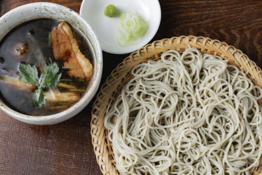 【美味しいKasuya】<br>店主こだわりの絶品蕎麦を<br>美しい久山の景色とともに<br>【鯨家いすず庵】
