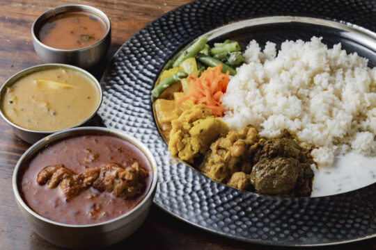 【美味しいKasuya】<br>カレーファンが続々と宇美町へ<br>理由は、この名店の存在にあり<br>【NADO】