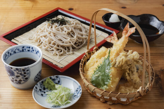 【美味しいKasuya】<br>立花山の大自然を感じながら<br>絶品蕎麦の美味しいランチを<br>【そば処　あみだ丸】