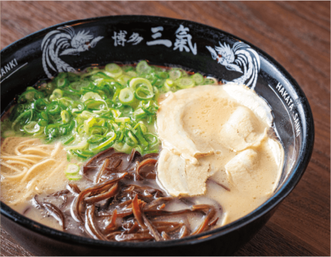 【美味本2025】毎日食べても飽きが来ない老若男女に愛される味 | 博多三氣  板付店 博多区板付