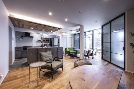 屋内外でBBQが楽しめる！木造平屋30.8坪のリノベーション｜ライフスタイル一級建築士事務所（古賀市）
