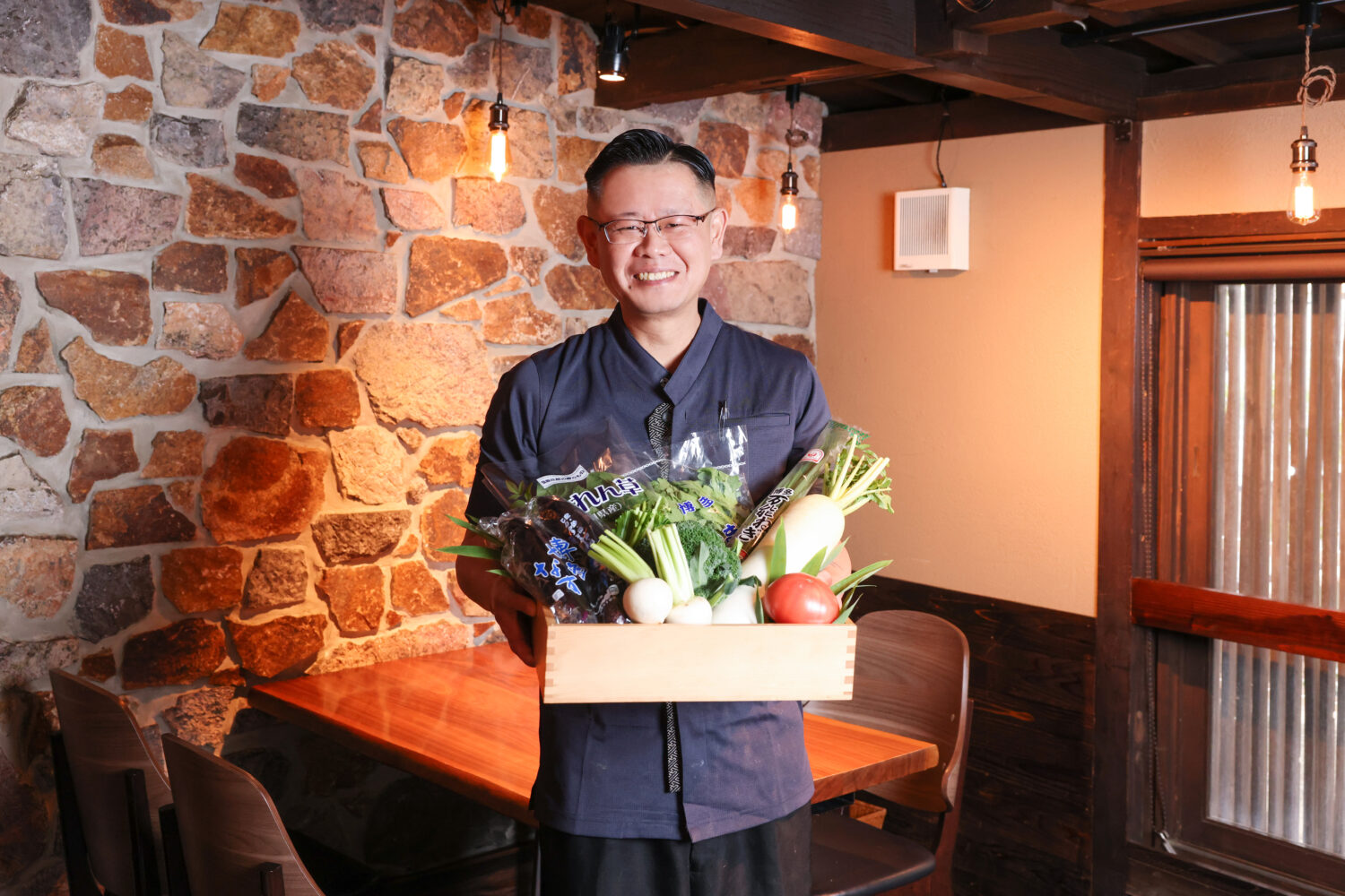 「福岡=モツ鍋や水炊き、魚のイメージですが、美味しい野菜もあることを伝えたいですね」と話す井上さん