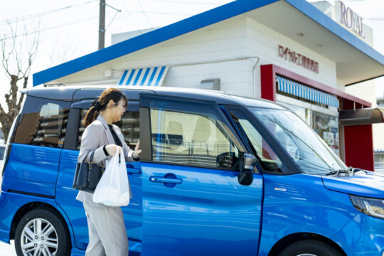 【九州三菱自動車】（Car Life vol. 184）ロイヤルの美味しさをお得に楽しめる、 工場直売の隠れた名店。