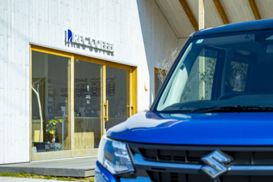 【九州三菱自動車】（Car Life vol. 182）福岡から世界へ。 地域に根ざし、こだわりの一杯を届けるコーヒーショップ。