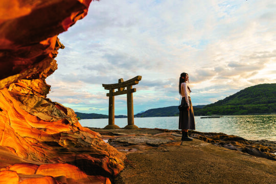 ⛩️【【UWABA BOOK 2025 vol.4】<br>UWABAに根付く想いや願いを知る歴史旅🌅🧳