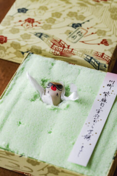 【ちくしレトロ -近場の異次元へ-vo.17梅園菓子処】世代を超えて愛され続ける ロングセラーの和菓子たち