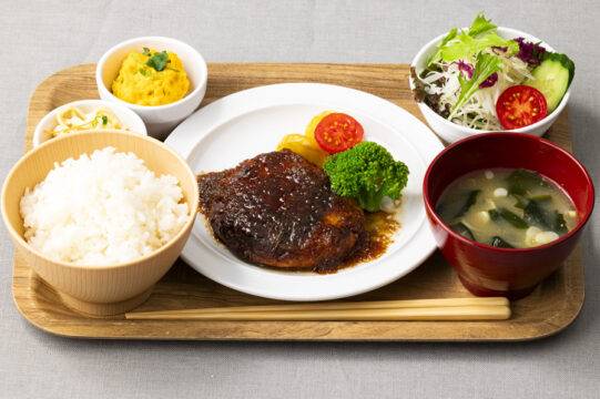 天神ワーカーに朗報！  4月24日開業のワンビル5階に『天神福食堂』開店！