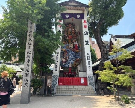 【福岡おでかけ】博多区上川端町 |  山笠と銀杏が織りなす福岡の聖地『櫛田神社』