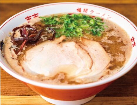 【福岡麺本2025】豚骨ラーメン文化を次世代へ！『福間ラーメン ろくでなし』