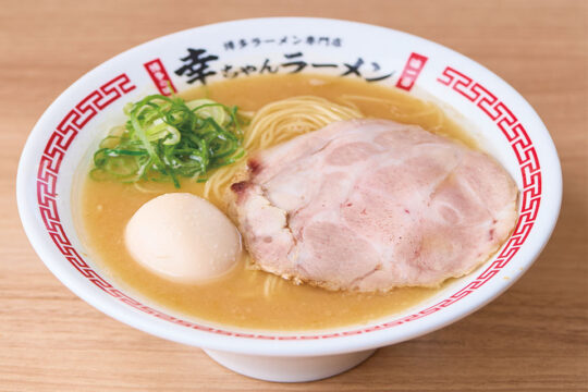 福岡麺本連動スタンプラリー ヌードルマニア！【参加店】幸ちゃんラーメン 博多本店(こうちゃんらーめん はかたほんてん) 福岡市博多区・豚骨
