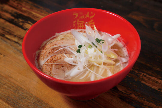 福岡麺本連動スタンプラリー ヌードルマニア！【参加店】ラーメン海鳴清川店(らーめんうなりきよかわてん) 福岡市中央区・豚骨