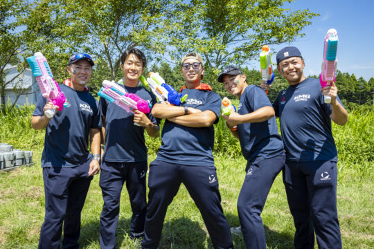 【九州三菱自動車】（Car Life vol. 205）季節ごとに表情を変える久住と阿蘇。  そんな大自然を体感できる環境一体型宿泊施設🌳
