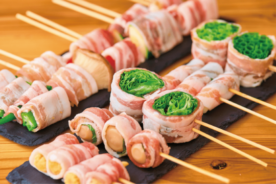 【福岡肉本2025】今日も昼からツバメにおかえり♡ 昼飲みも女子会もツバメでスタート！　『野菜巻き串屋 ツバメ』｜早良区西新