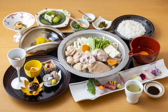 『博多華味鳥中洲本店』、第二章が幕開け！ランチタイムがスタート＆本店限定の特別コースも登場