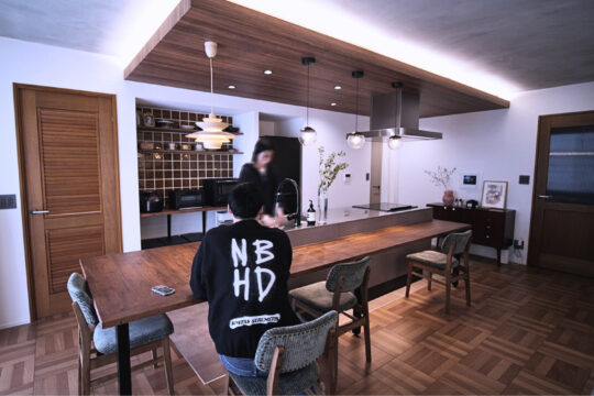 二人で奏でる新しい日常ー レトロとモ ダンを調和させたこれからの住まい ❙ 株式会社レトリック（福岡市早良区）