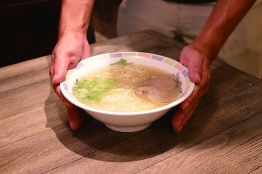 【ニューオープン】290円でお馴染みのラーメン「はかたや」が薬院に登場！ ガレット専門ブランドも併設