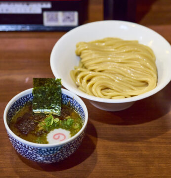 新風席巻!! 次世代ラーメン　～らぁ麺庵 菘～