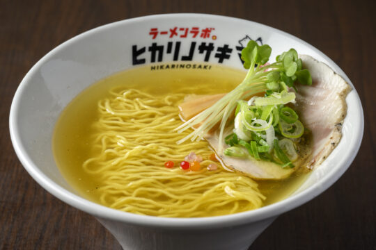福岡麺本「麺旅スタンプラリー」参加店舗 【ラーメンラボ。ヒカリノサキ】をご紹介