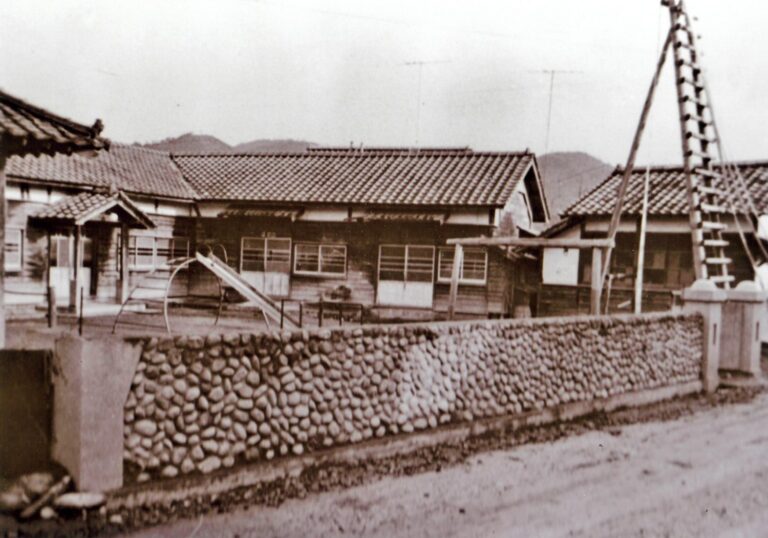 昭和31年 安心院保育園木裳