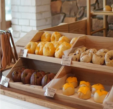 韓国発の人気ベーグル専門店「AREUM BAGEL」が福岡・大名に登場　毎朝焼き上げるこだわりベーグルが話題