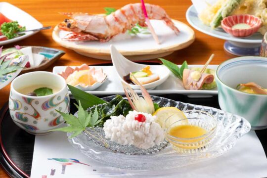 【豊前海の鱧フェア】～定番の梅肉と辛子酢味噌で ハモの旨味を堪能できる～『割烹料亭 蔓松亭』