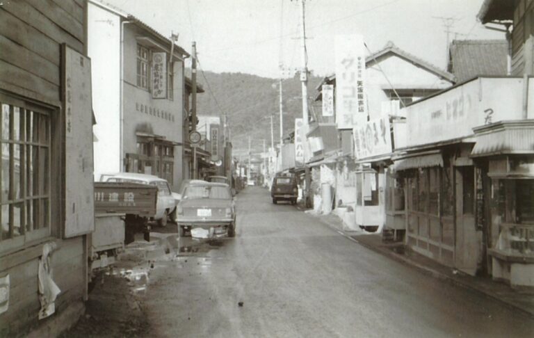 昭和60年代 下市の街並み 農協の建物が見える
