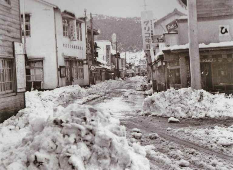 昭和43年 大雪の旧農協前