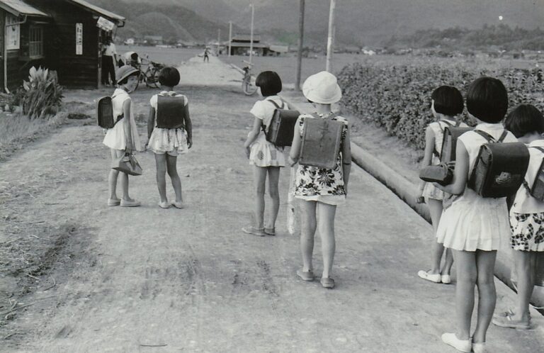 安心院小学校　通学の様子