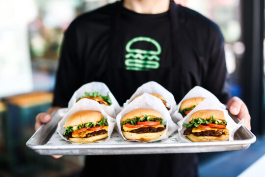 【ニューオープン】九州初上陸！ NY発バーガー「Shake Shack 博多店」
